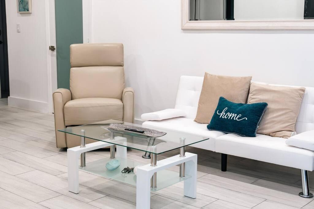 Luxury Retreat 3B ,2Ba Pool , Coral Gables Center Villa Miami Eksteriør billede