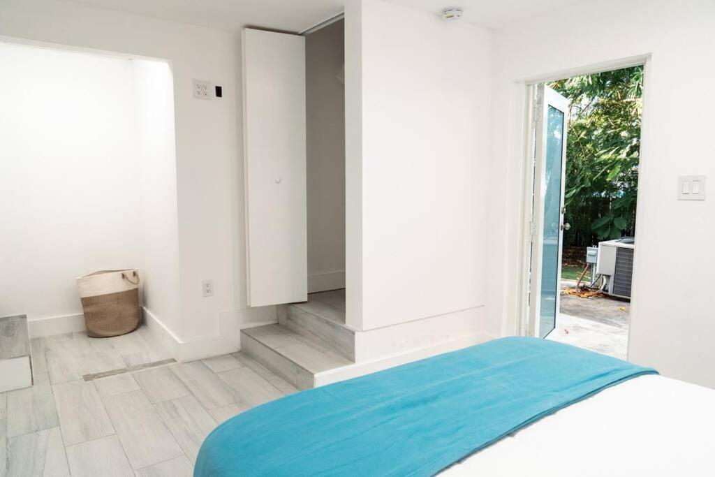 Luxury Retreat 3B ,2Ba Pool , Coral Gables Center Villa Miami Eksteriør billede
